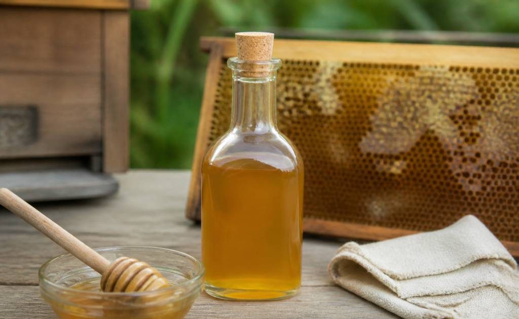 Recette vinaigre de miel pour apiculture et entretien des ruches