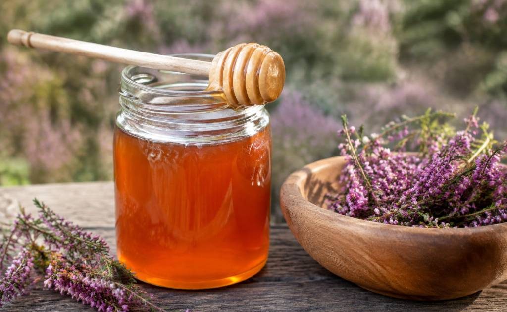 Miel de callune : bienfaits, propriétés et conseils pour en profiter