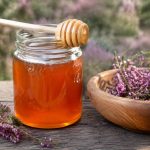 Miel de callune : bienfaits, propriétés et conseils pour en profiter